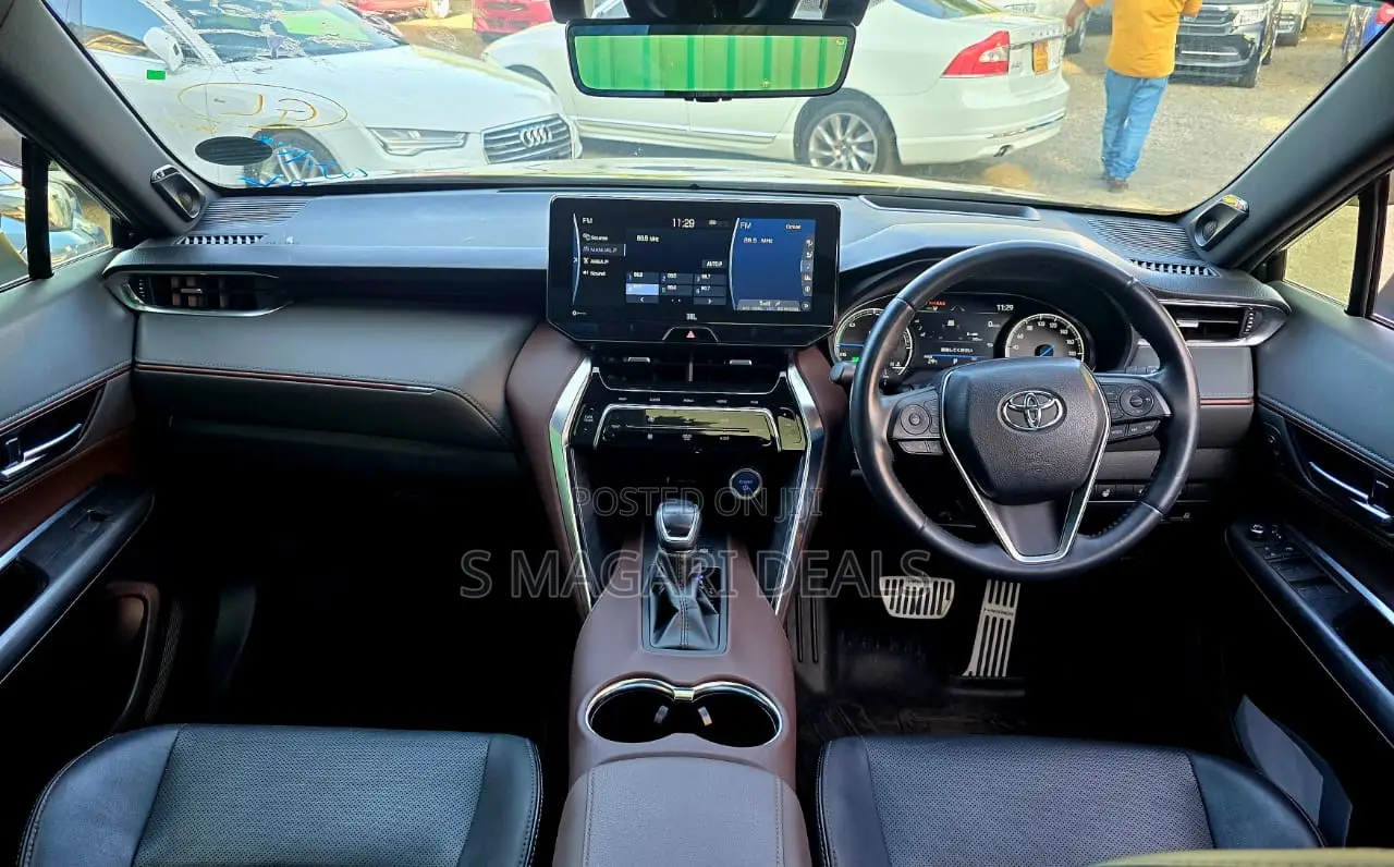 Toyota Harrier Hybrid Z 2021 Black