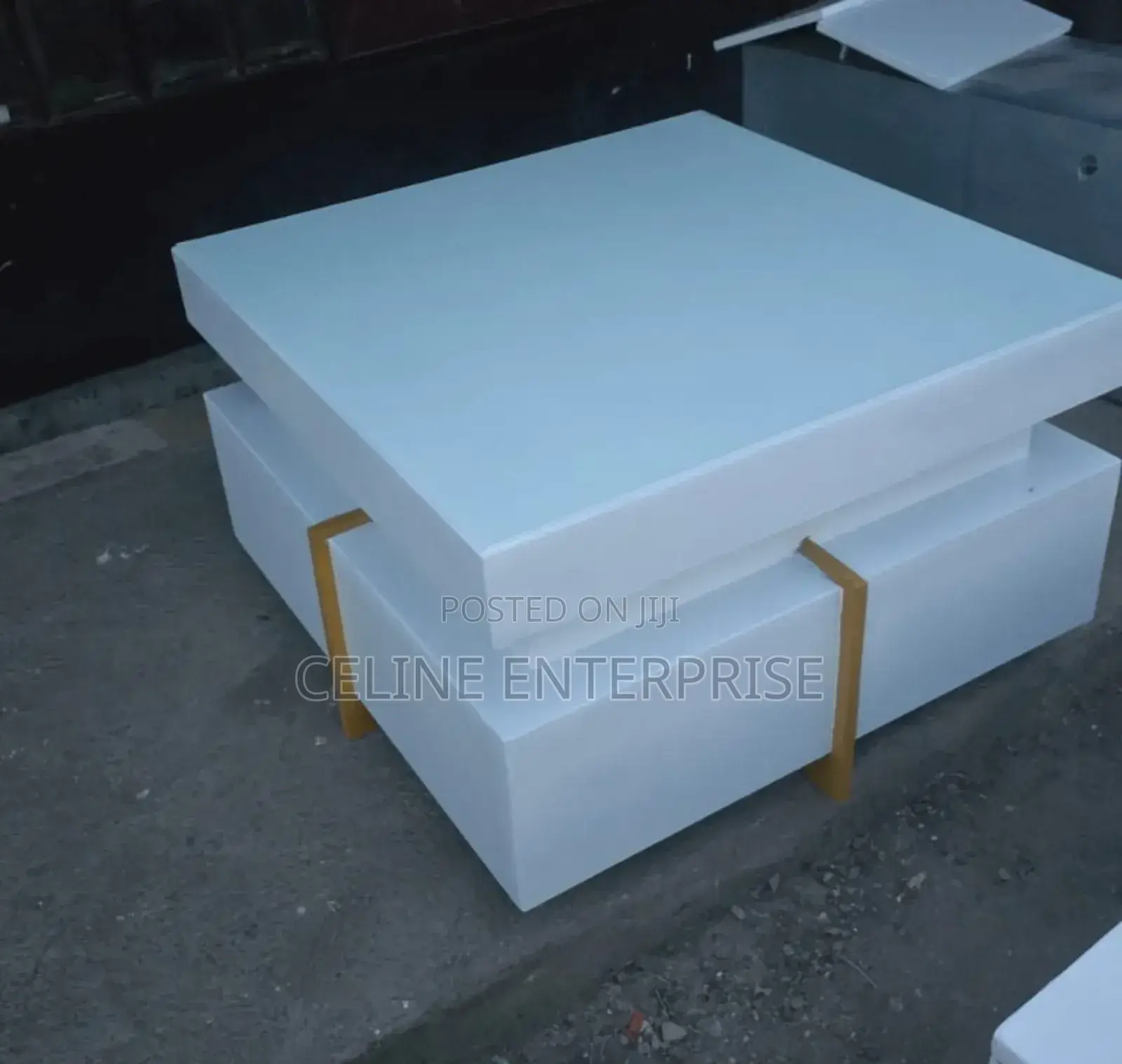 Executive Squire Coffee Marble Table
