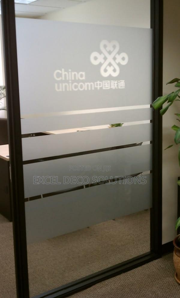 Frosted Film – Modern Glass Privacy Enhancement