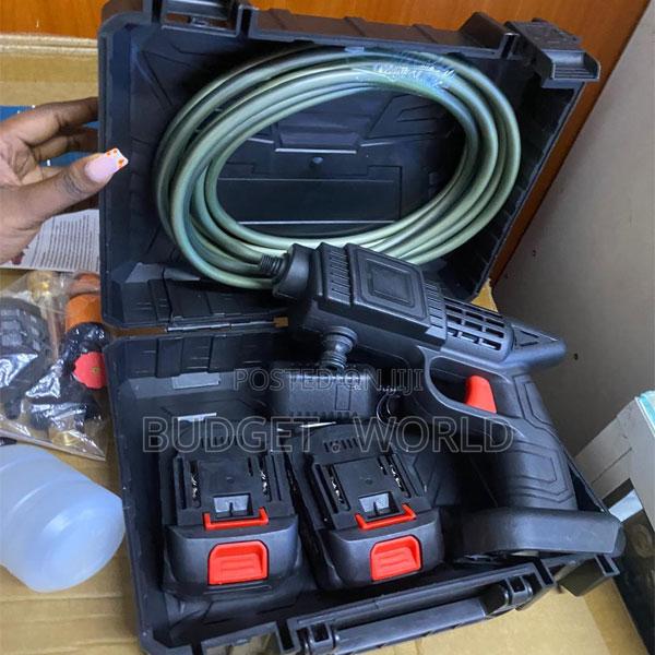 Dual Battery Rechargeable Water Spray Gun – Portable Car Wash Equipmen