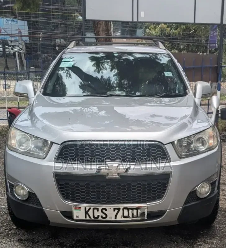 Chevrolet Captiva 2013 Silver