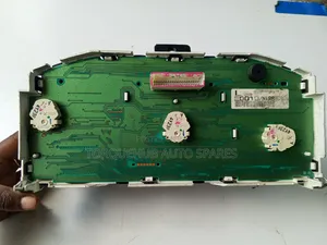 Nissan Tiida C11 2005 Speedometer