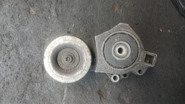 Tensioner 6g72/74