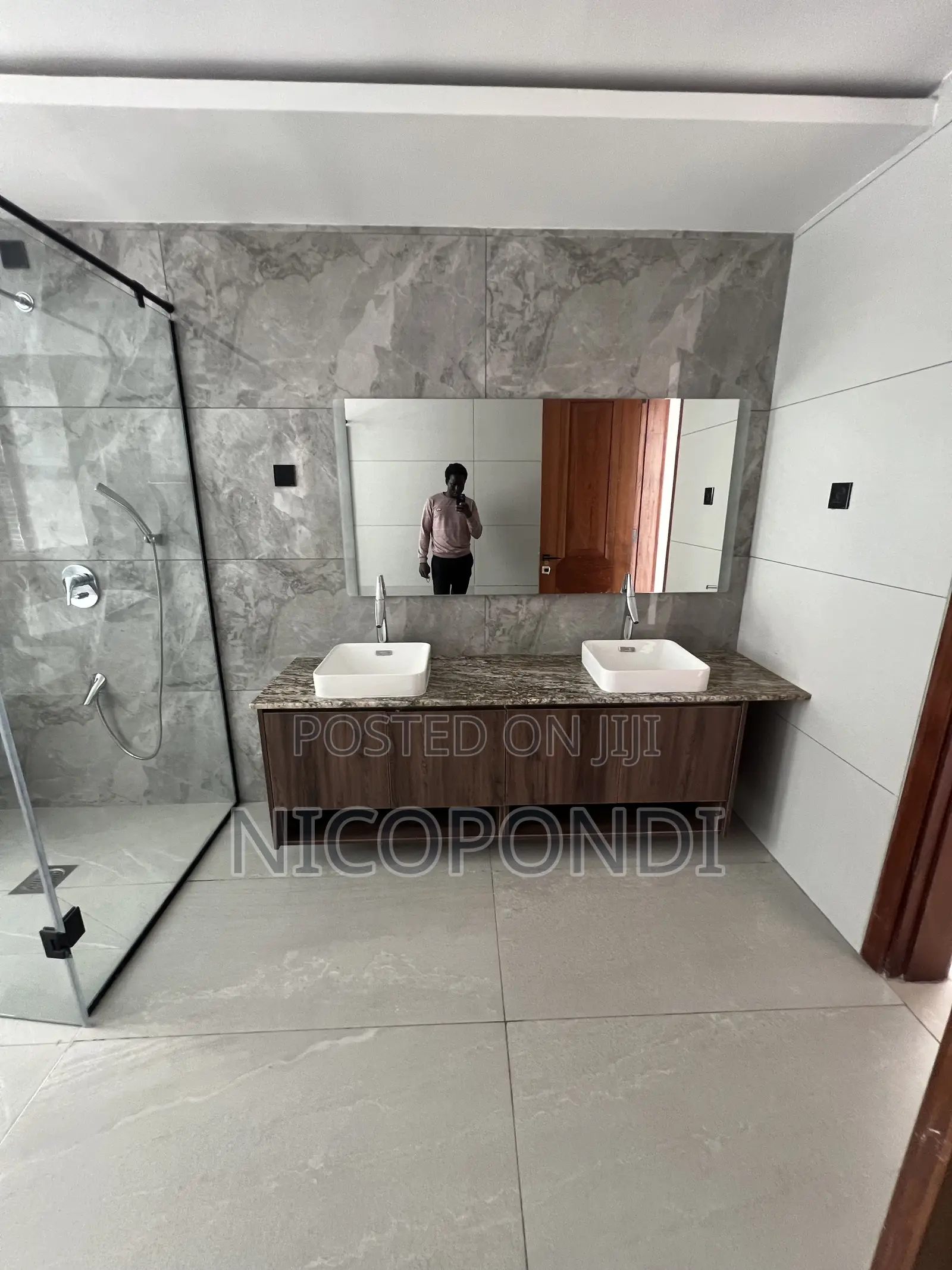 4bdrm Apartment in Riverside Drive for sale