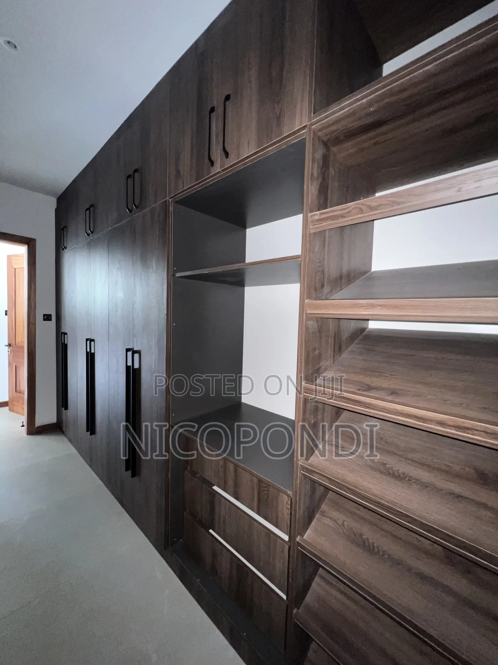 4bdrm Apartment in Riverside Drive for sale