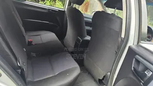 Toyota Corolla Fielder 2013 Silver