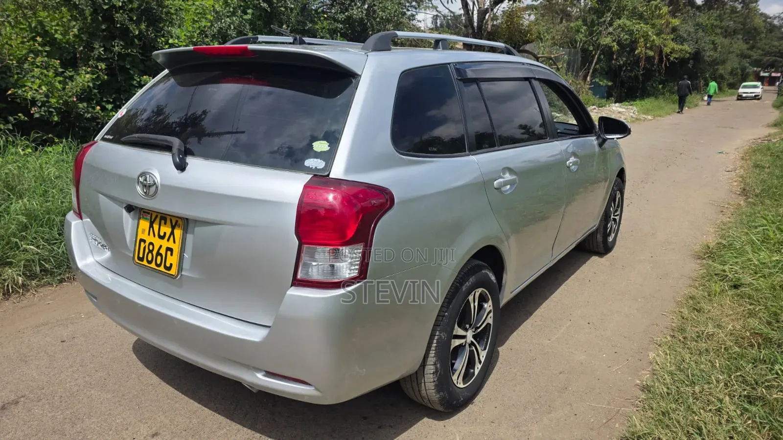 Toyota Corolla Fielder 2013 Silver