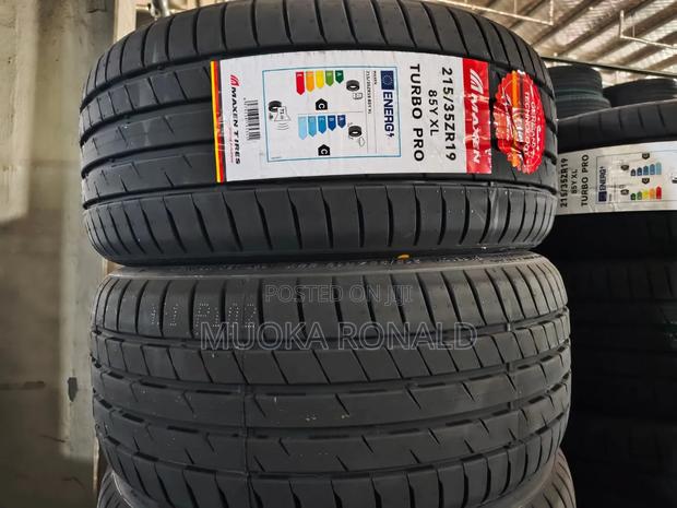 215/35r19 Maxen Tyre