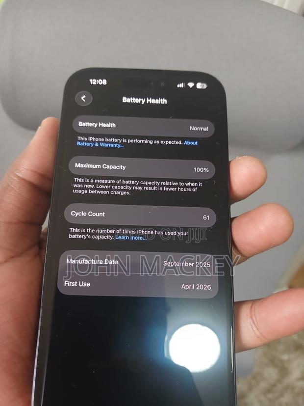 Apple iPhone 16 128 GB Black - thumbnail 3