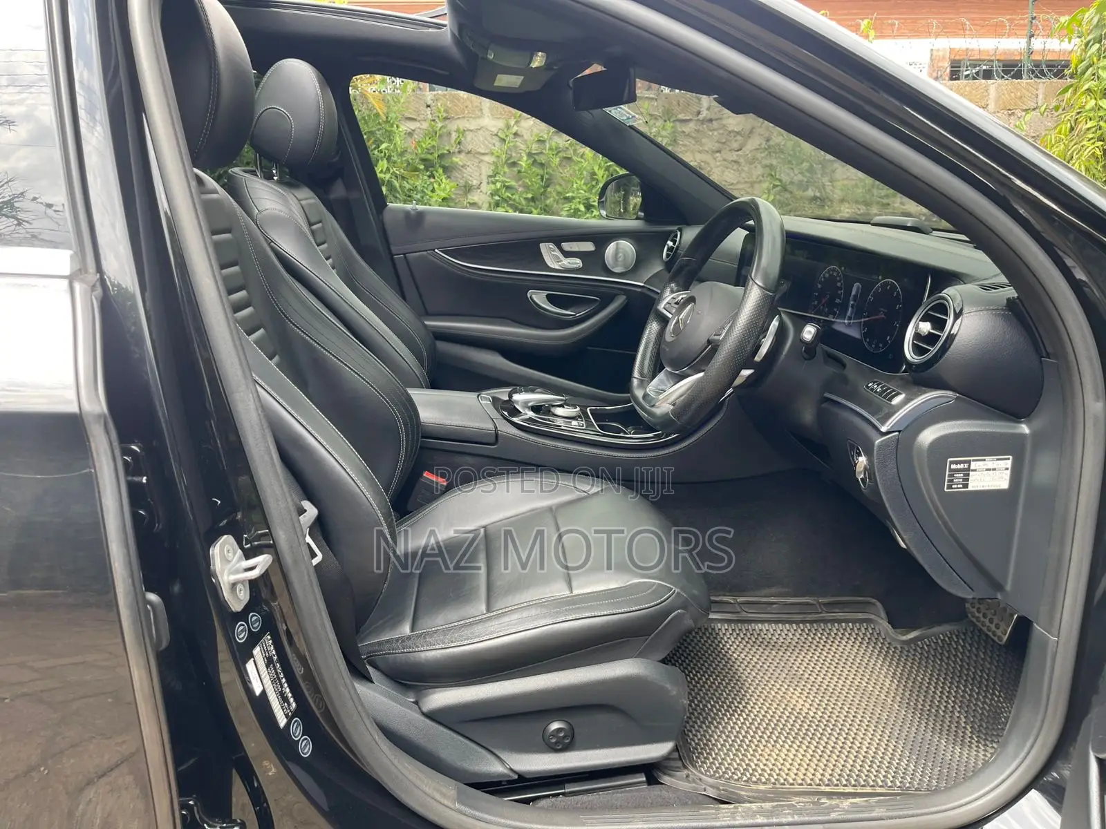 Mercedes-Benz E200 2017 Black