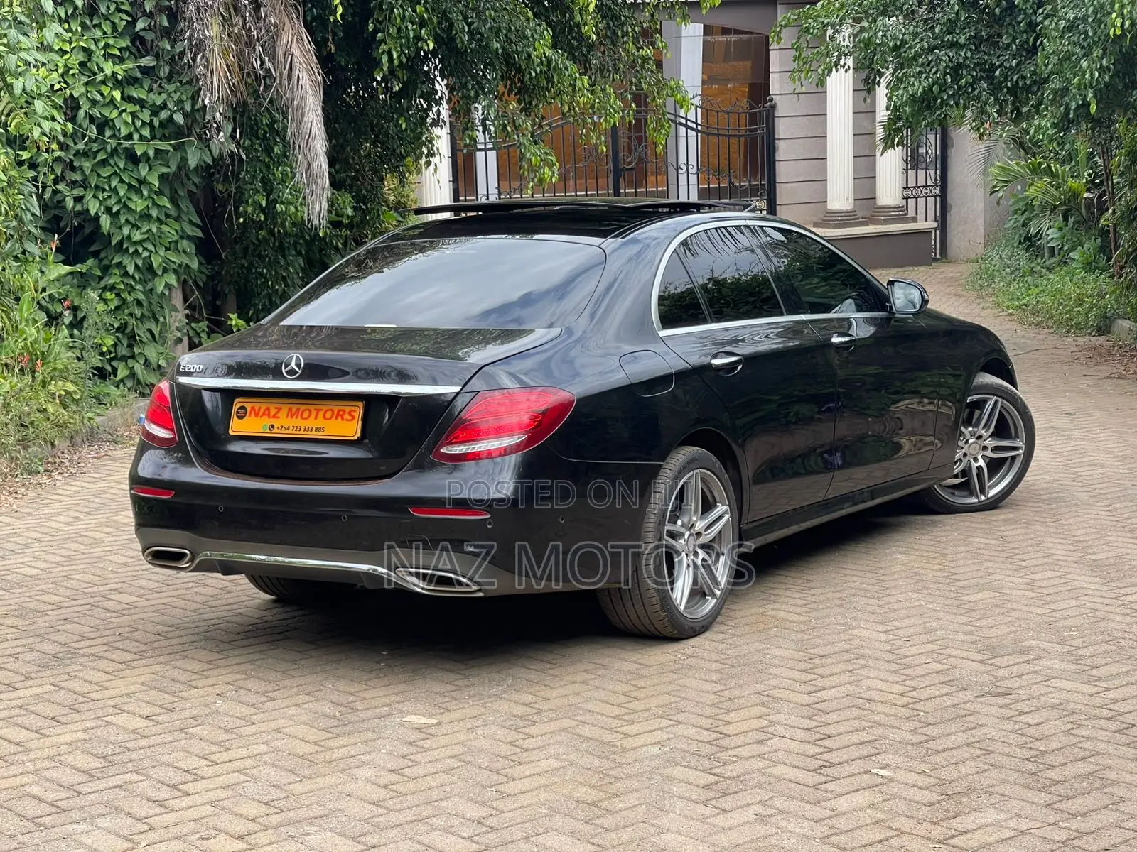 Mercedes-Benz E200 2017 Black