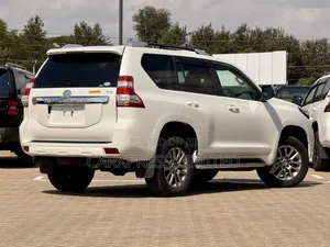 Toyota Land Cruiser Prado 2.7 2017