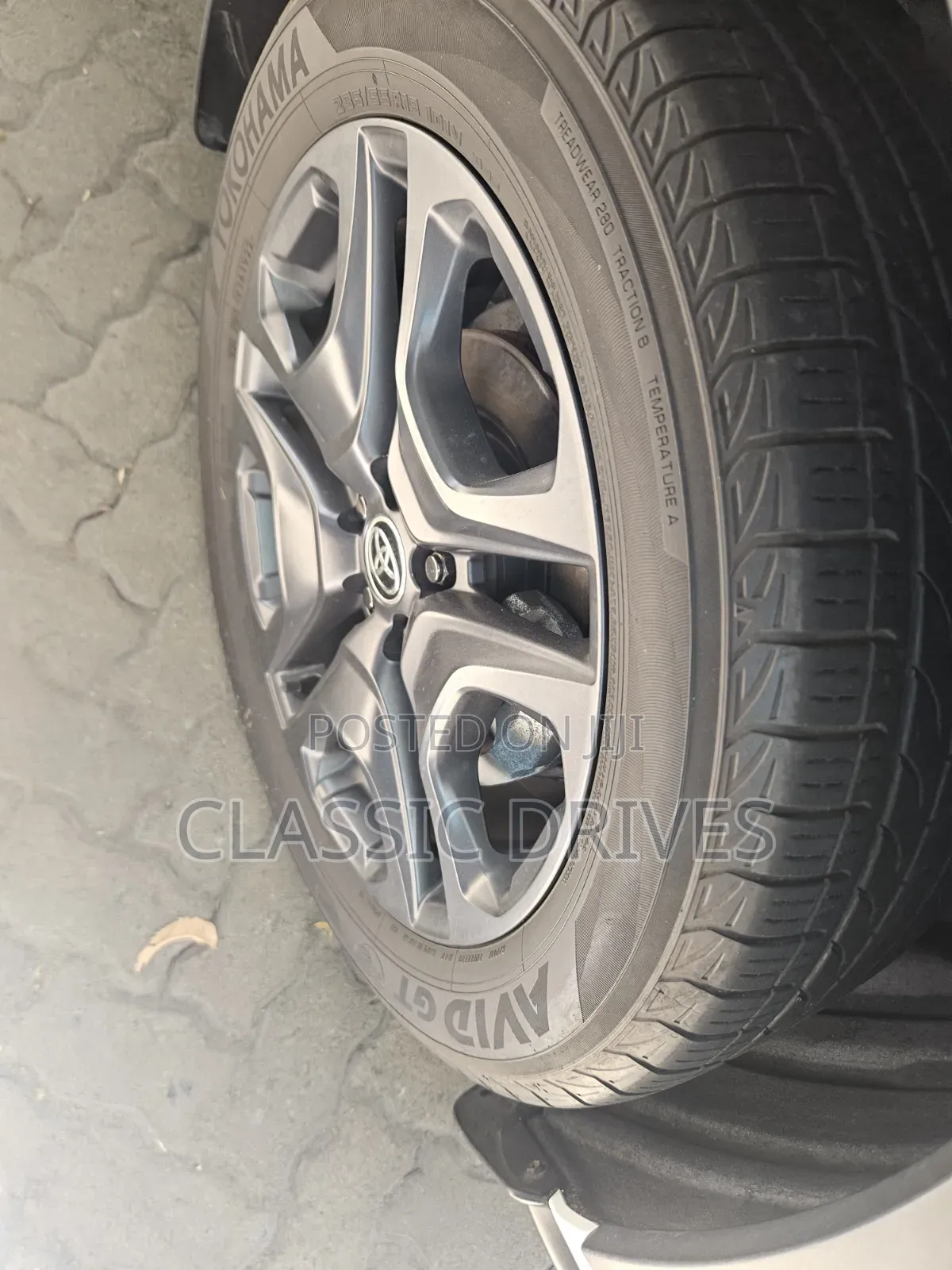 Toyota RAV4 2019 White