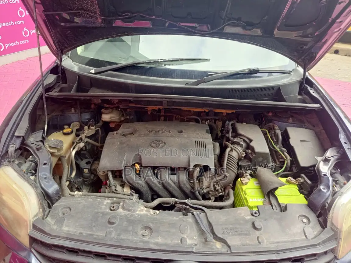 Toyota Corolla Rumion 2011 Blue