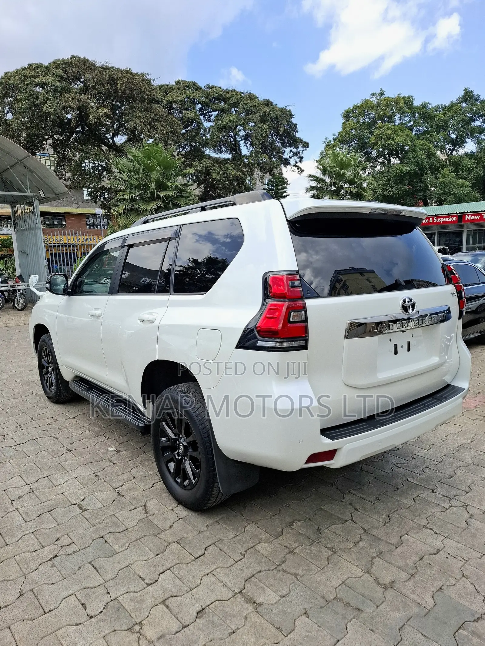 Toyota Land Cruiser Prado 2.8 2021 Pearl