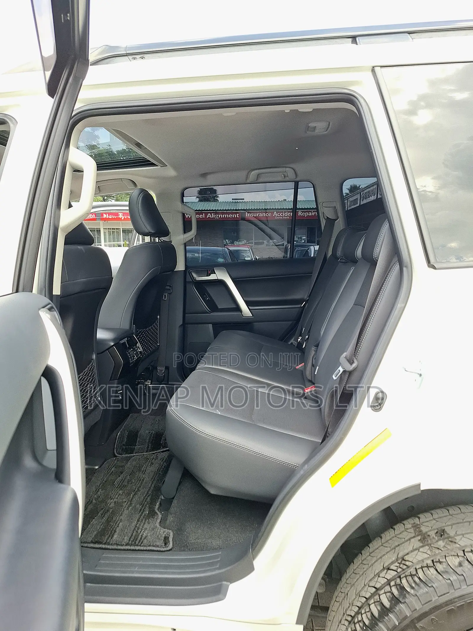 Toyota Land Cruiser Prado 2.8 2021 Pearl