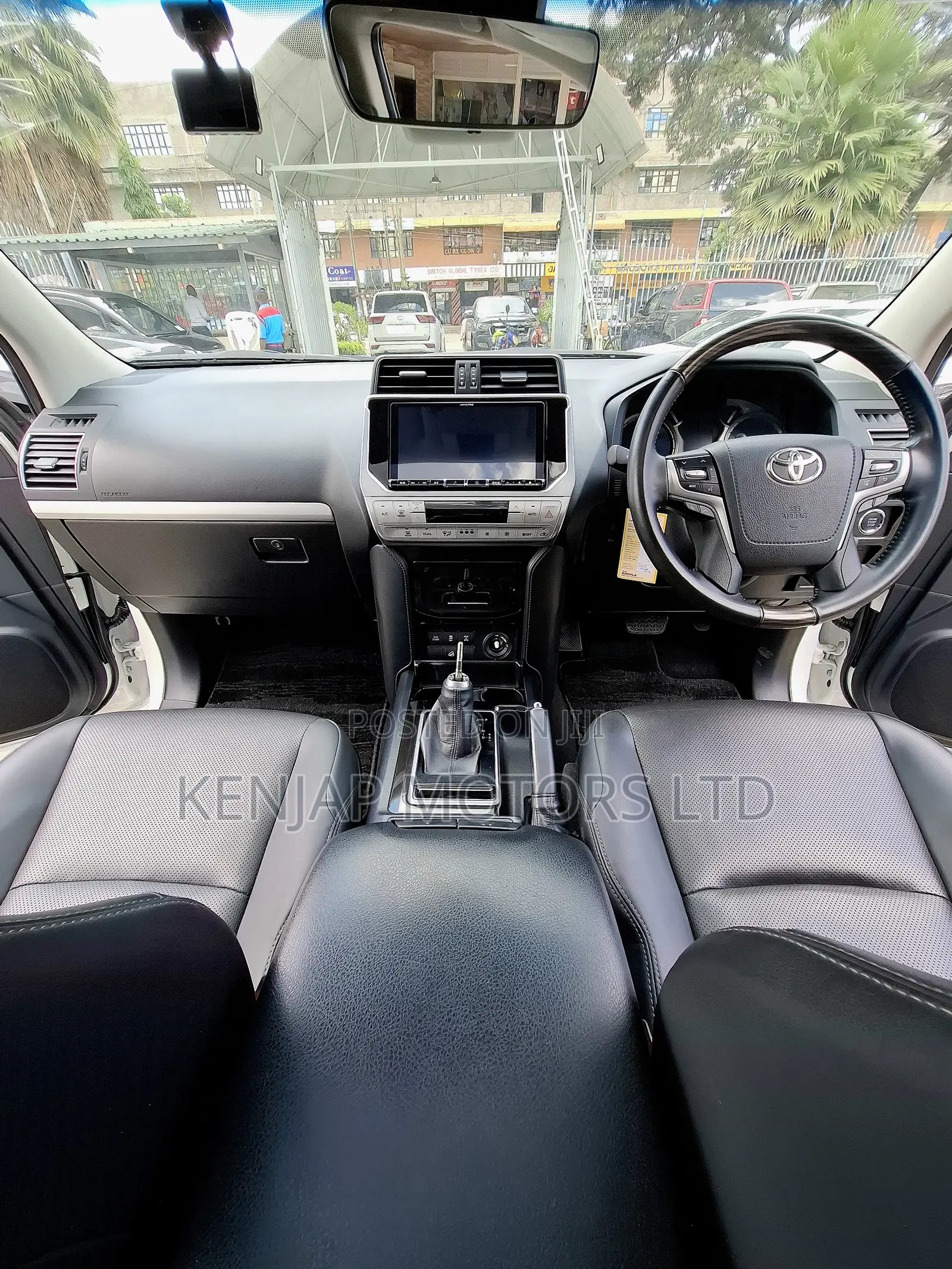 Toyota Land Cruiser Prado 2.8 2021 Pearl