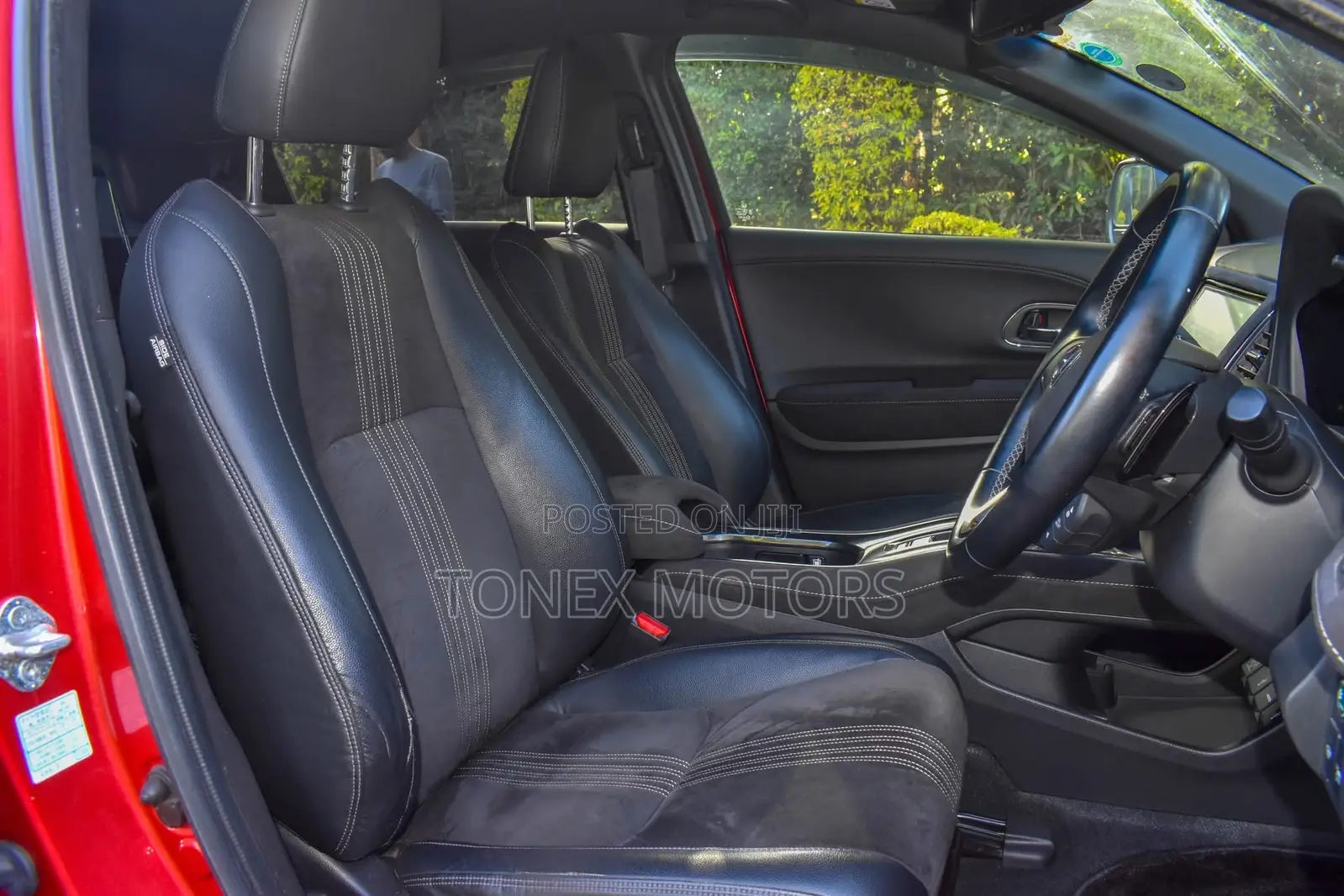 Honda Vezel 2019 Red