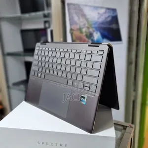 Laptop HP Spectre X360 16GB Intel Core i7 SSD 1T