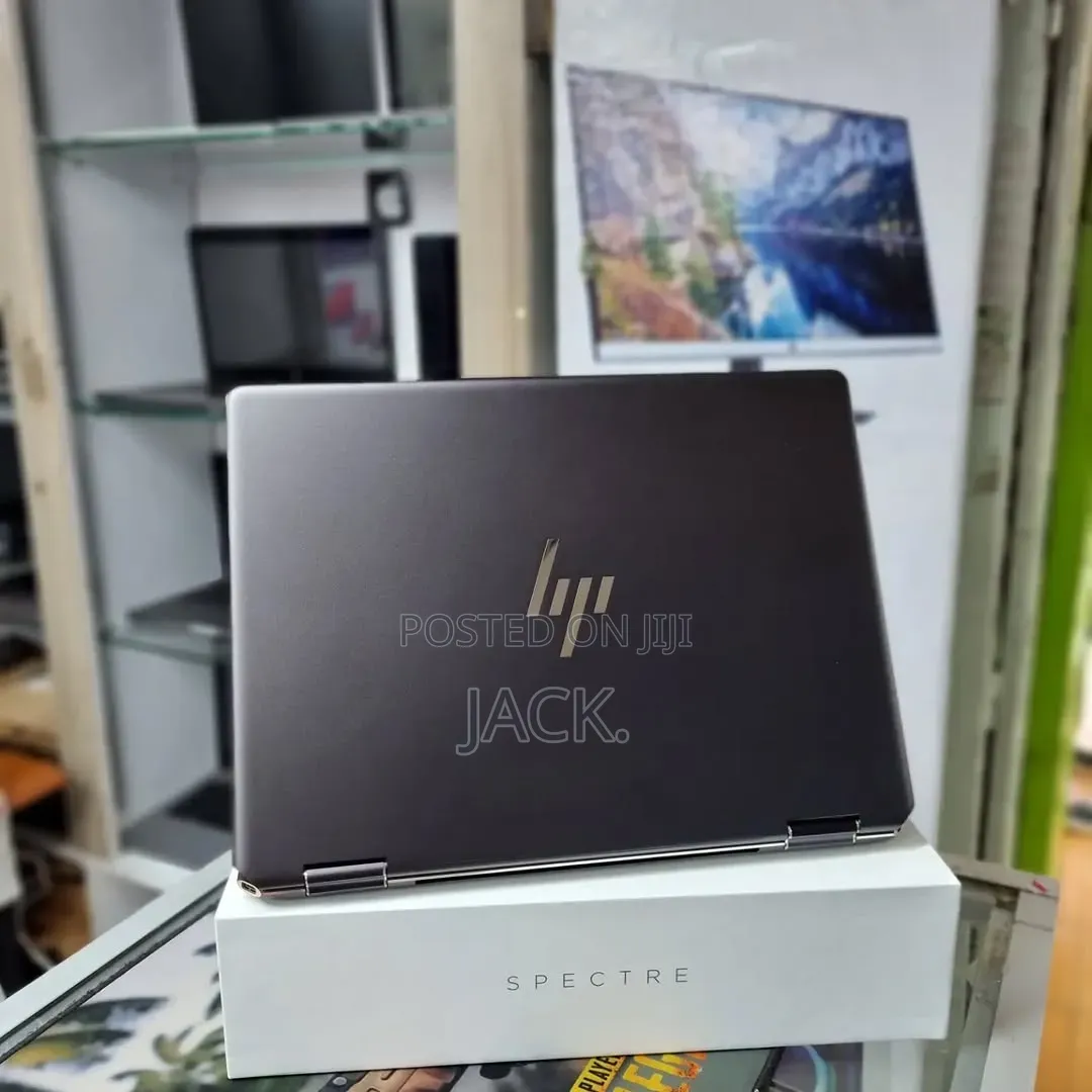 Laptop HP Spectre X360 16GB Intel Core i7 SSD 1T