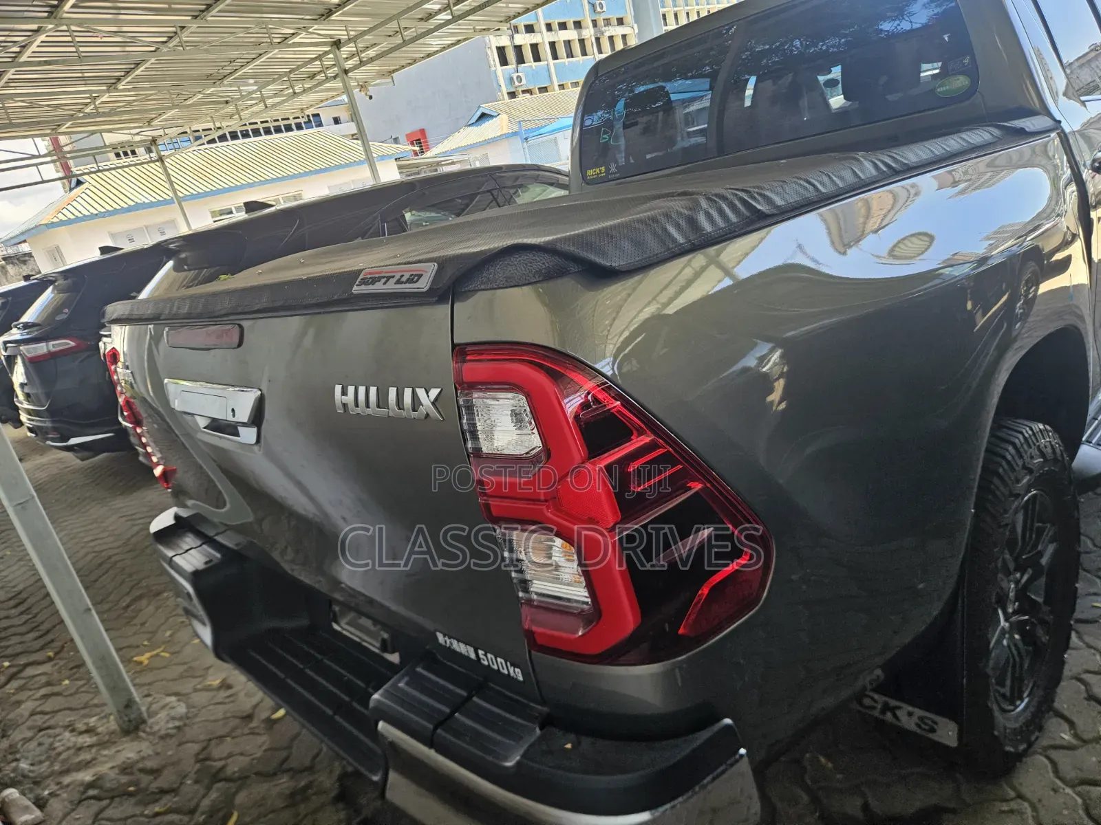 Toyota Hilux 2019 Green