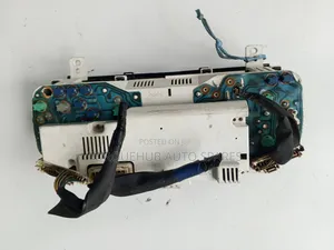 Toyota Raum 2001 Speedometer