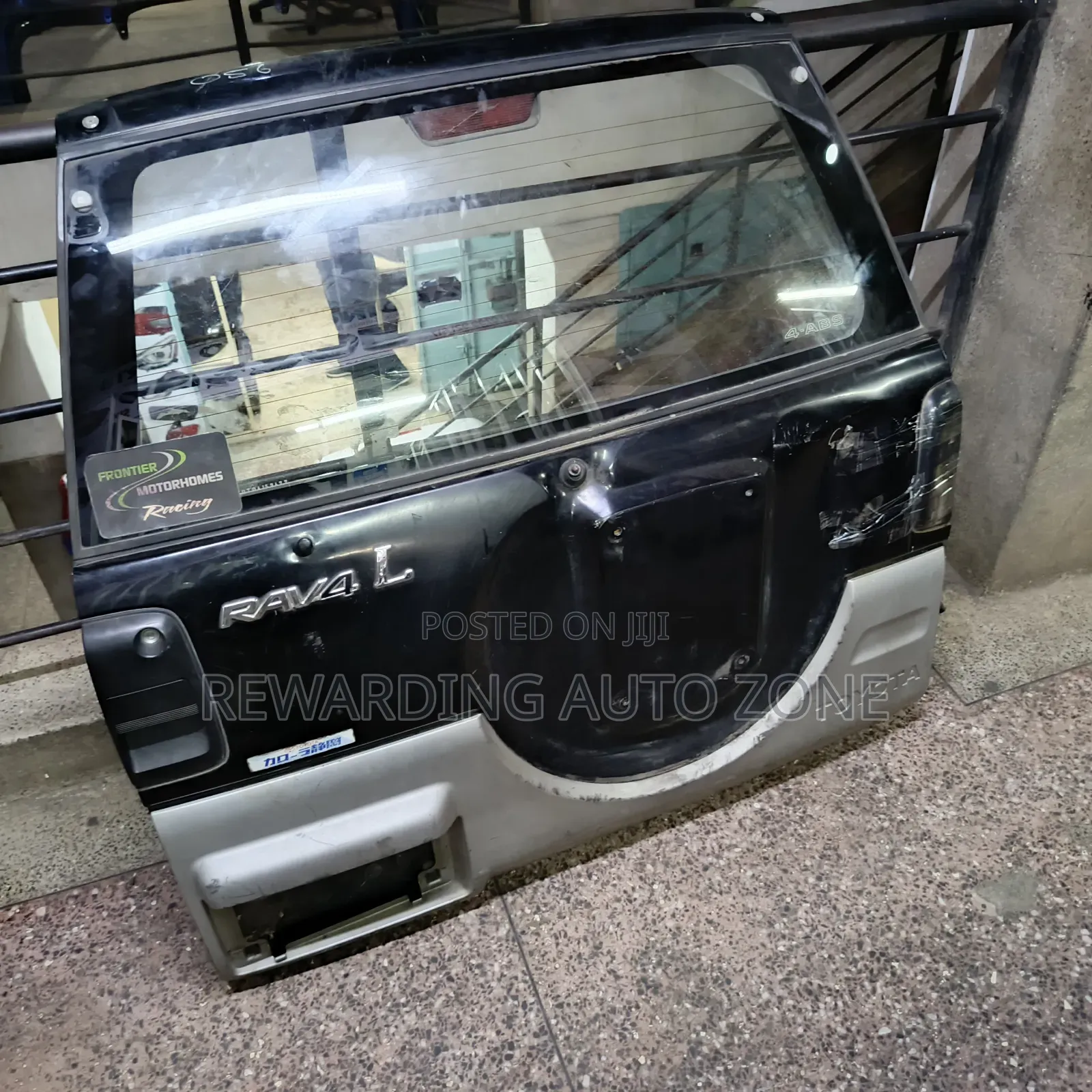 Rav4 1998 Tailgate (Boot).
