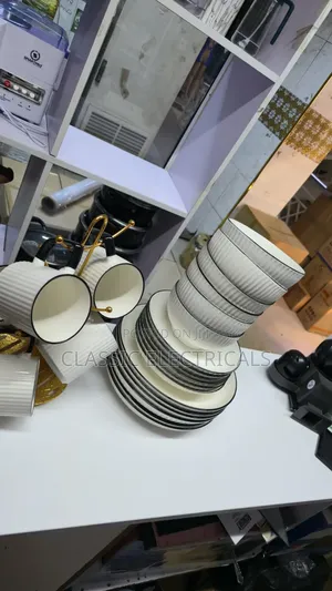 24pcs Japanesse Dinner Set at Sh3399.