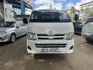 Toyota HiAce 2012 White