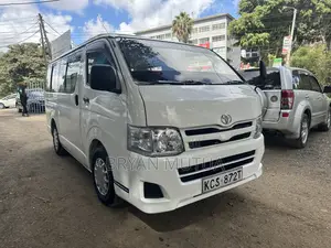 Toyota HiAce 2012 White