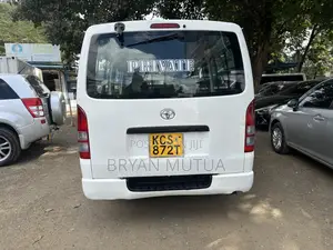 Toyota HiAce 2012 White