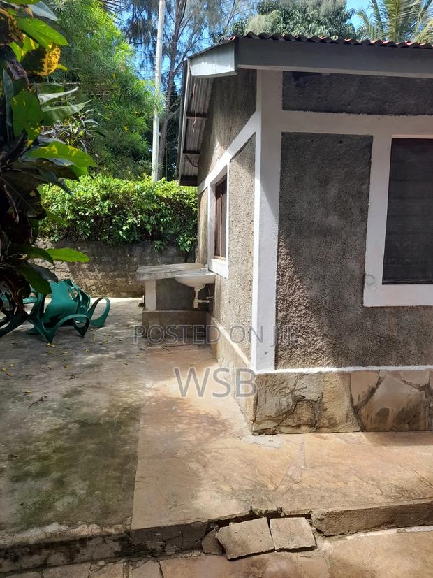 2bdrm House in Diani for rent - thumbnail 2