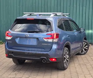Subaru Forester 2.5i Premium AWD 2018 Blue