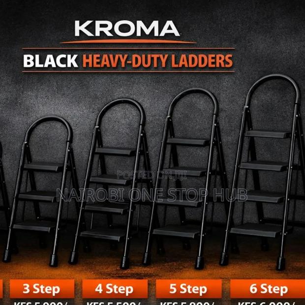 Kroma Black Heavy Duty Step Ladder