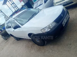 Nissan Advan 2009 White