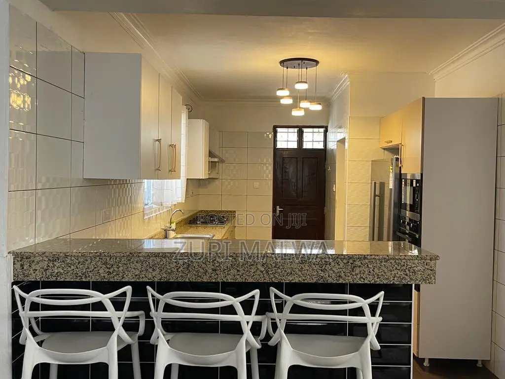 4br Villa With A Pool