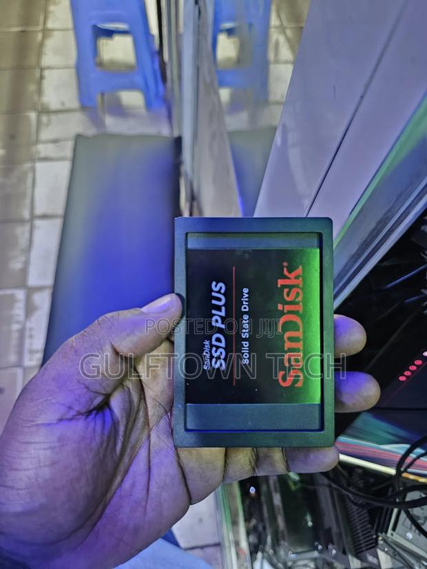 Sandisk 240 Gb SSD 2.5 - thumbnail 2