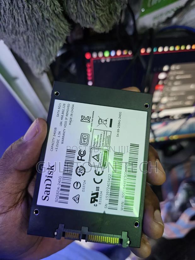 Sandisk 240 Gb SSD 2.5 - thumbnail 3