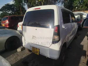 Suzuki Wagon R 2011 White