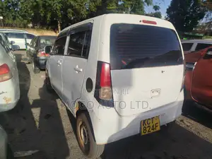 Suzuki Wagon R 2011 White