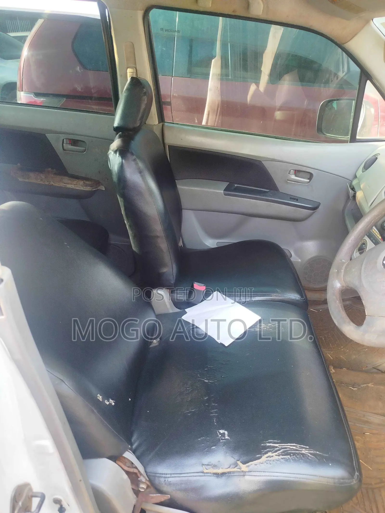 Suzuki Wagon R 2011 White