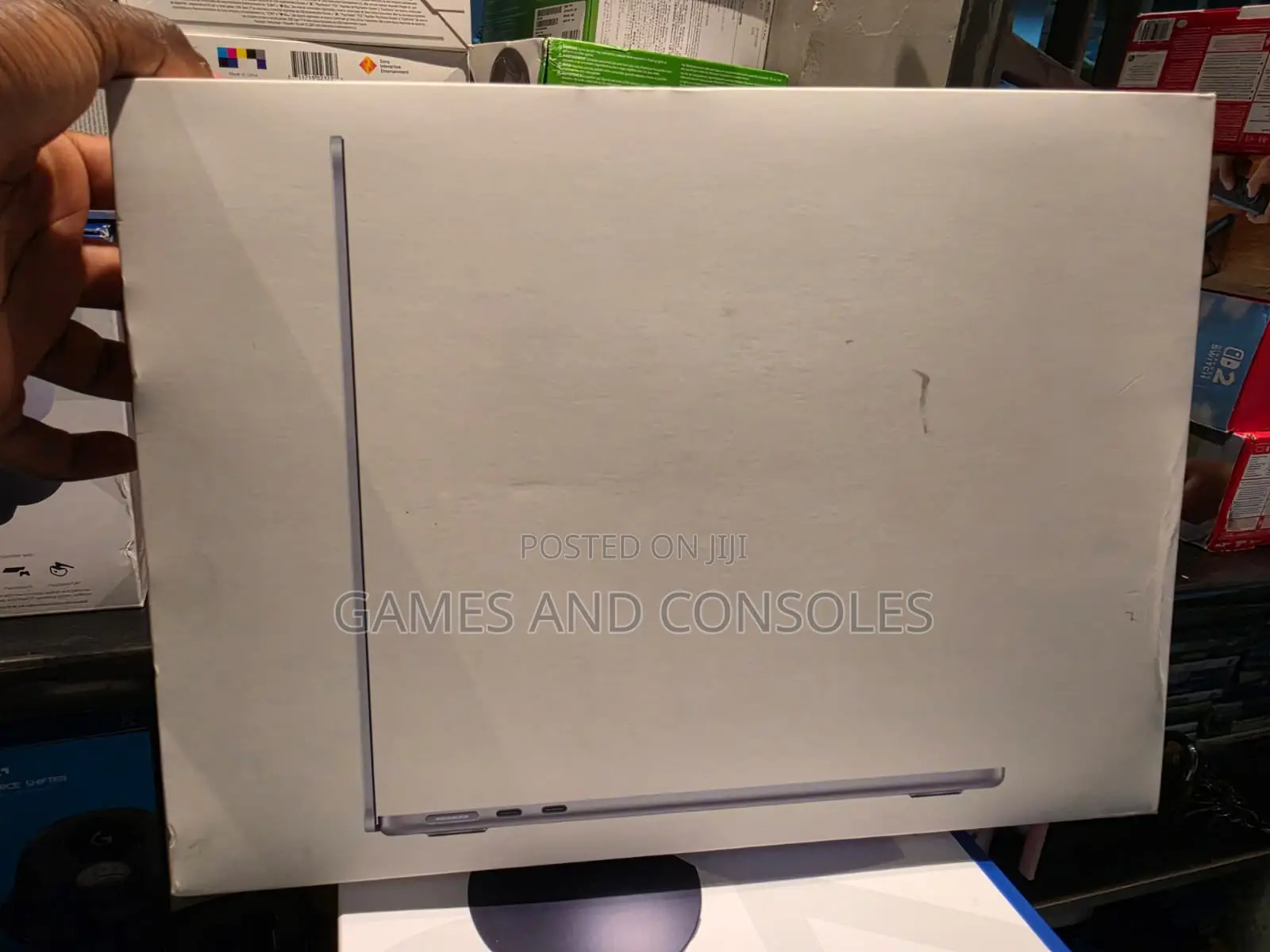 New Laptop Apple MacBook Air 2026 M5 13-inch 16GB Apple M5 SSD 1T