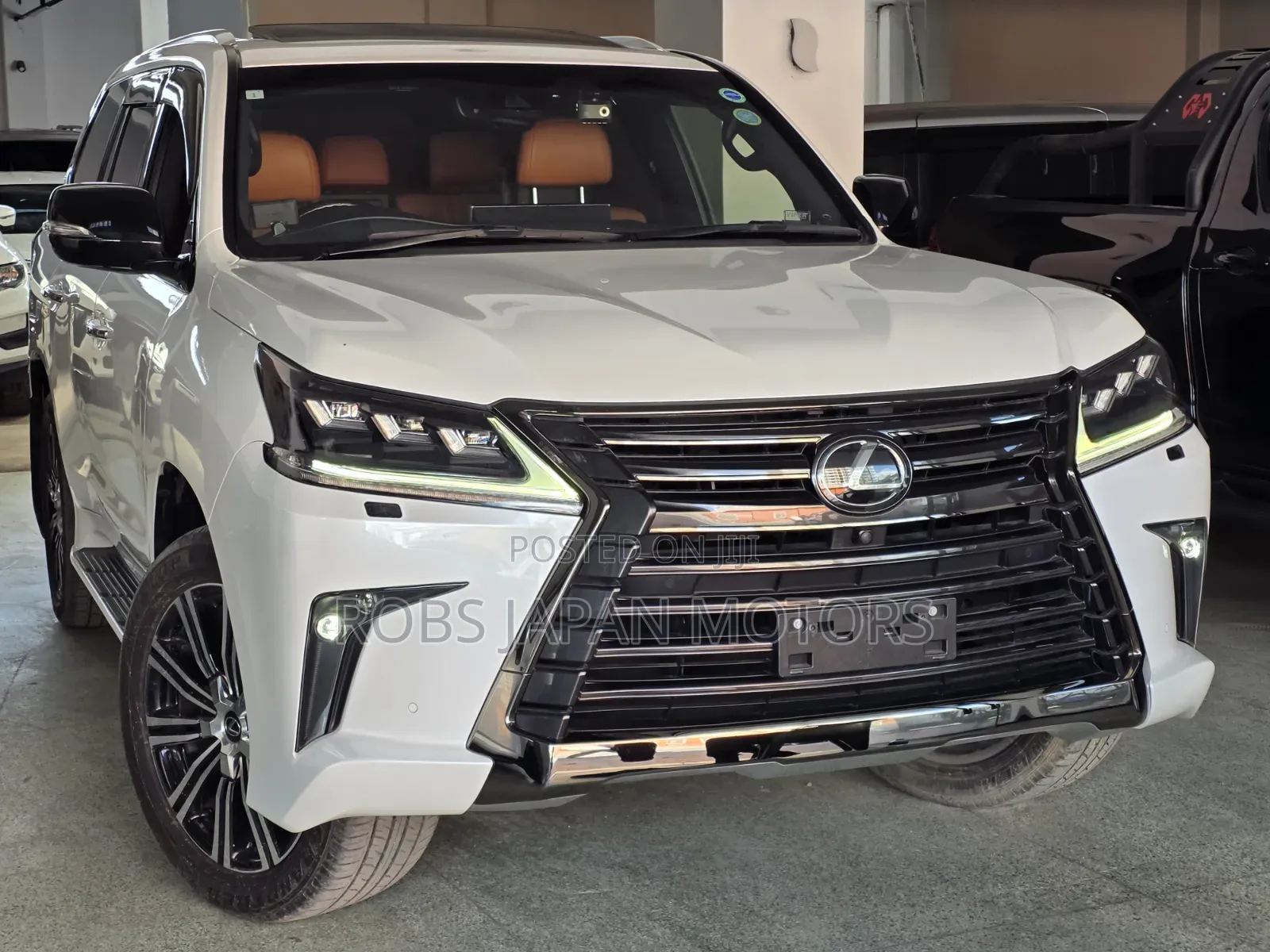 Lexus LX 570 AWD 2019 Off white
