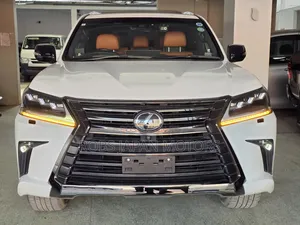 Lexus LX 570 AWD 2019 Off white