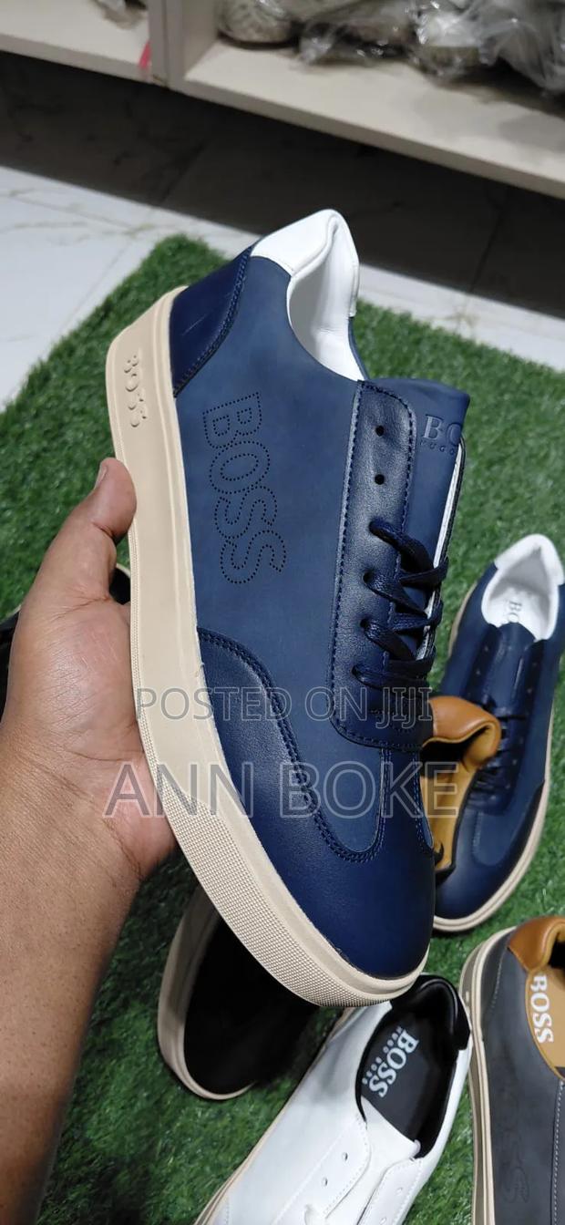 Classic Shouse Boss Casuals 
Size 40-45 - thumbnail 5