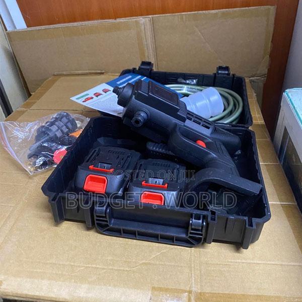 2 Battery Rechargeable Water Pressure Machine – Portable Car Wash Spra