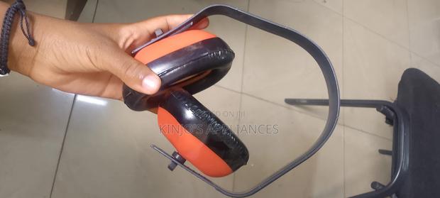 Ear Muff With Rotatable Earcups