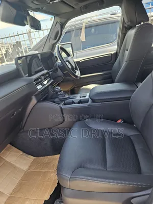 Toyota Land Cruiser Prado 2024 White