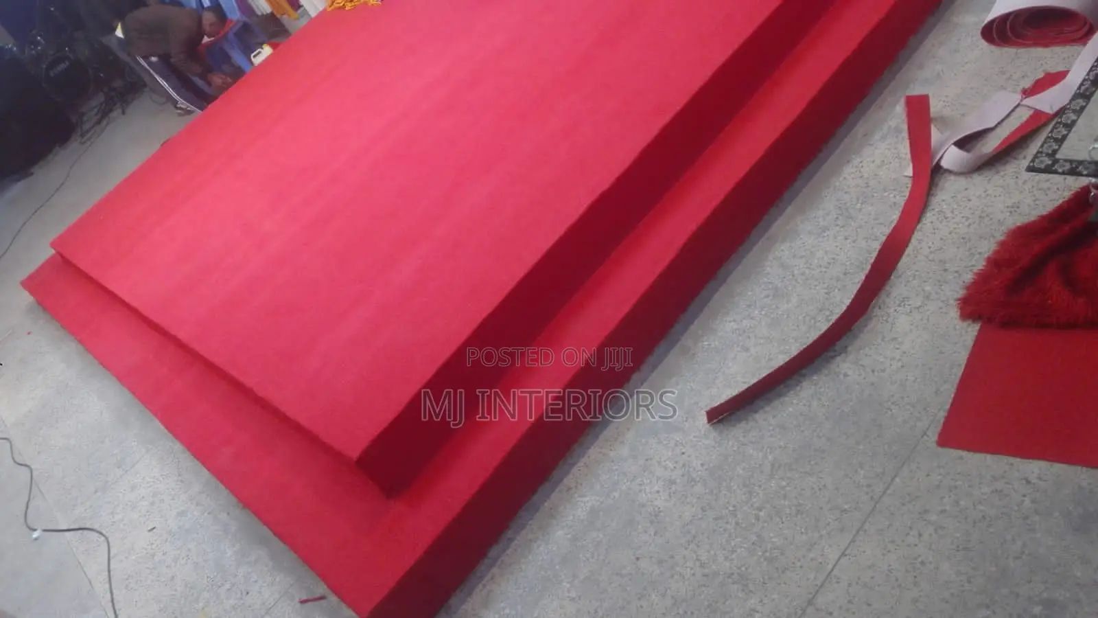 Professional Red Wall to Wall Carpet Installation