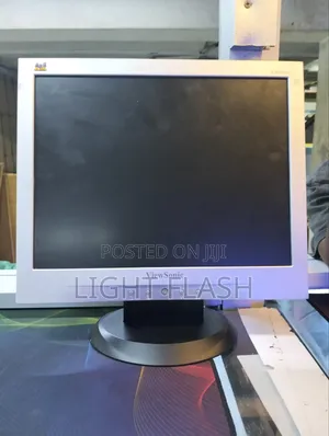 View Sonic 15 Inches Computer Screen